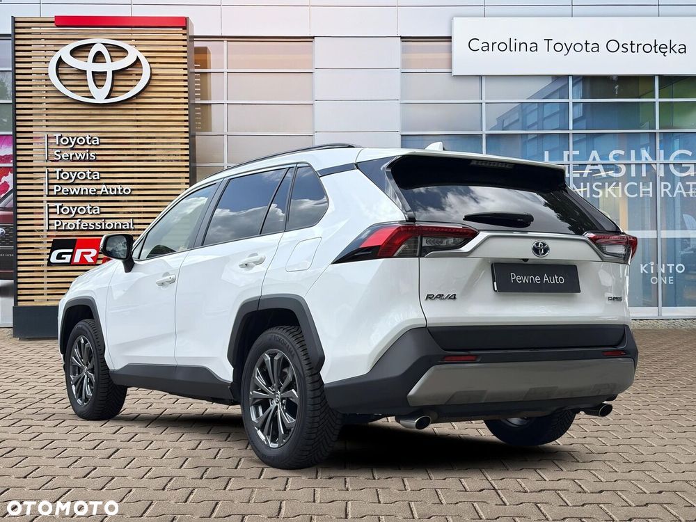 Toyota RAV4 - 3