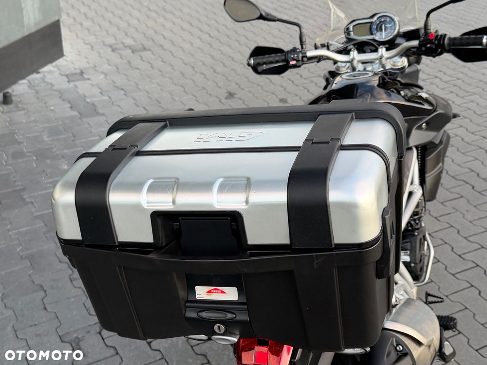 Triumph Tiger - 12