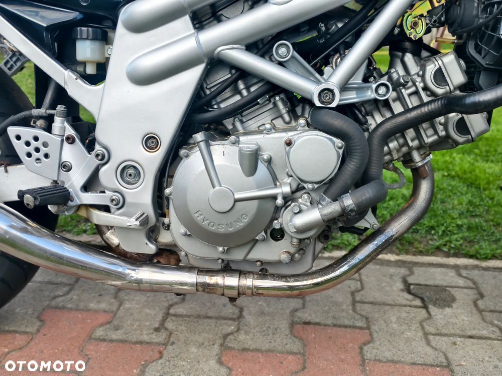 Hyosung GT Comet - 10