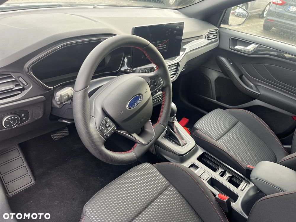 Ford Focus 1.0 EcoBoost mHEV ST-Line X - 8