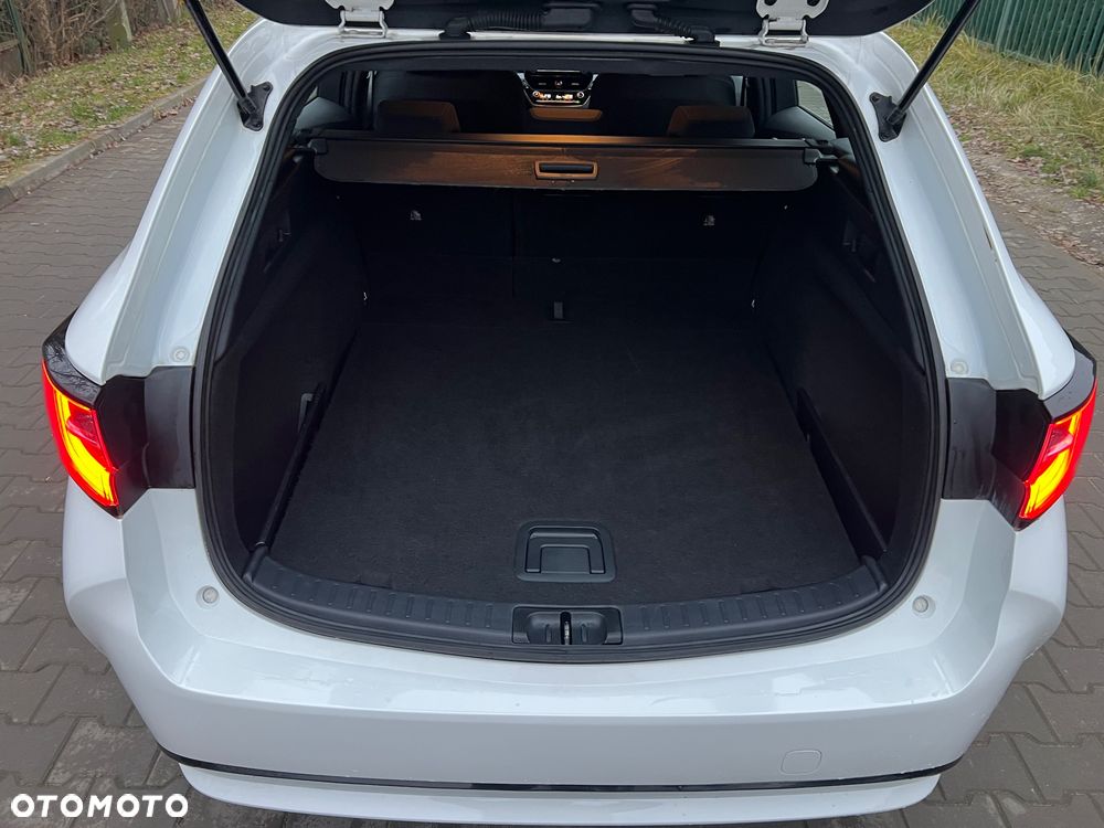 Toyota Corolla 1.8 Hybrid GPF Comfort - 23