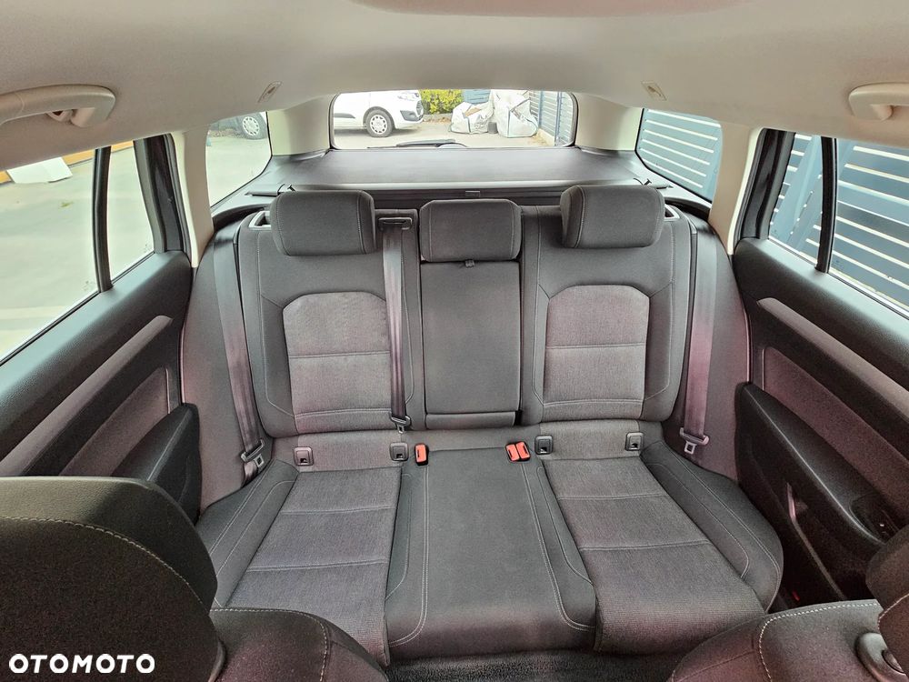 Volkswagen Passat 2.0 TDI SCR DSG Business - 21