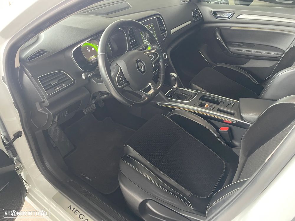 Renault Mégane BLUE dCi 115 EDC INTENS - 14