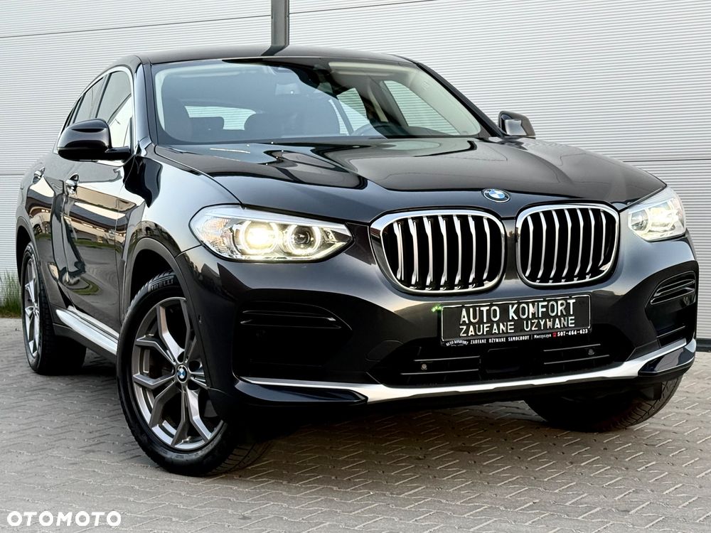BMW X4 xDrive20d xLine - 9