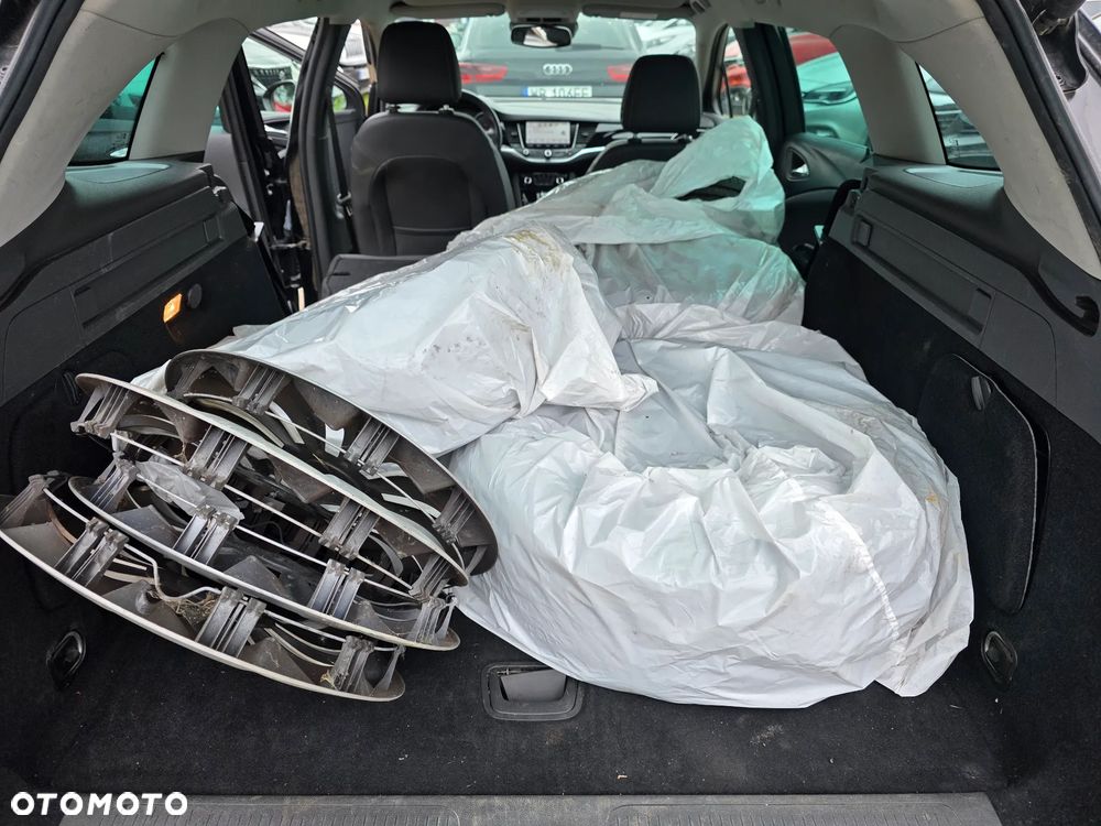 Opel Astra - 10