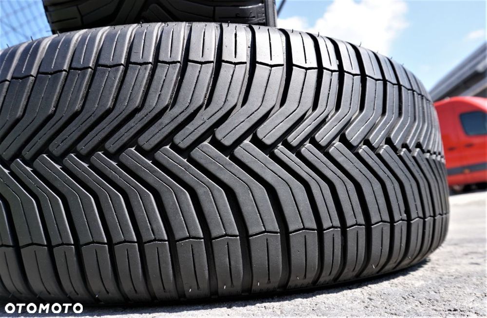 2x Michelin CrossClimate+ 225/55R18 102V XL W205 - 5