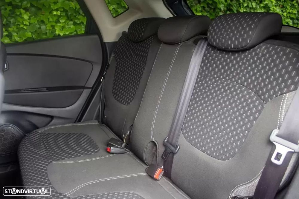 Renault Captur 1.5 dCi Exclusive - 13