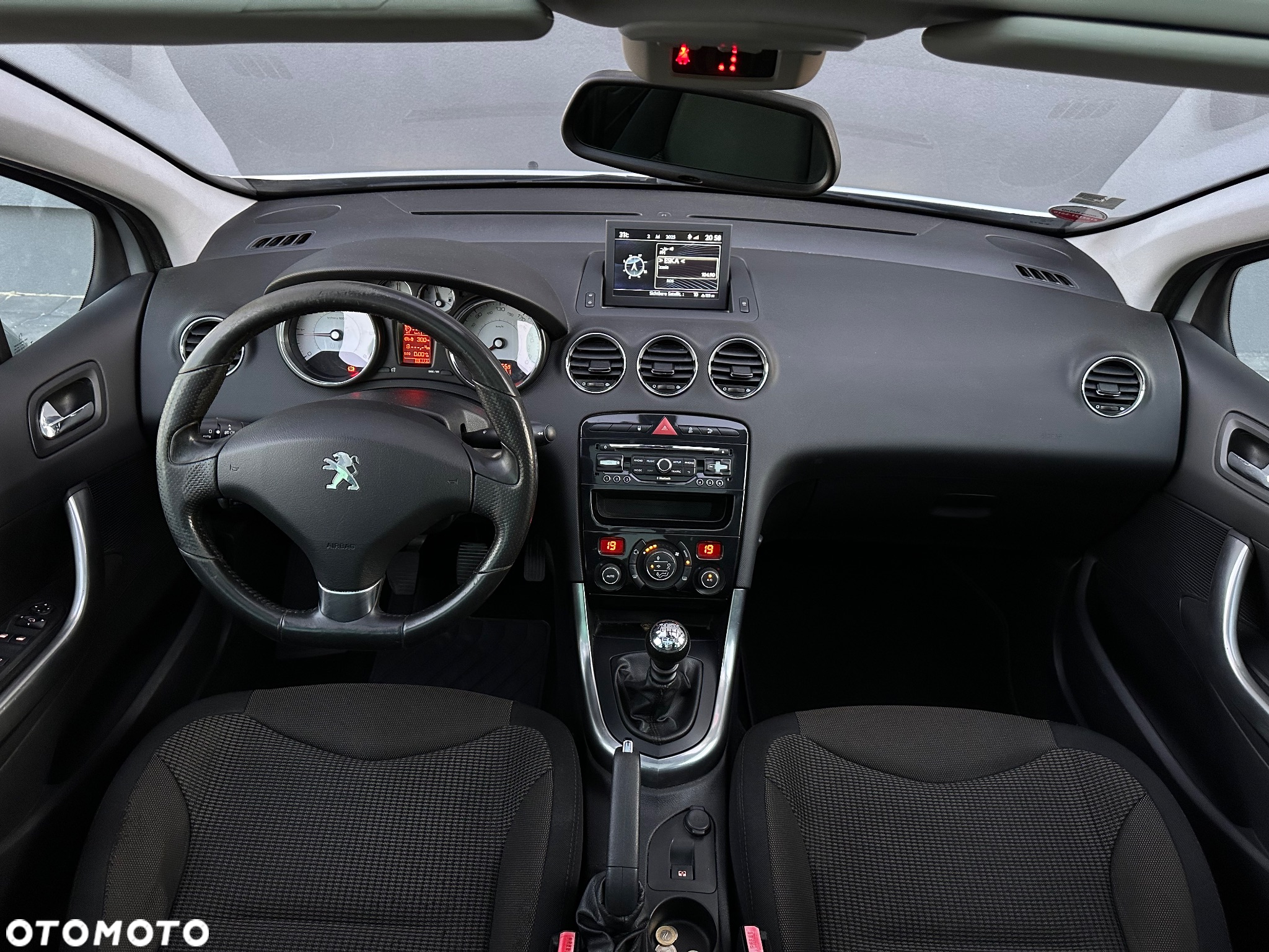 Peugeot 308 SW e-HDi FAP 115 Stop&Start Business Line Niveau 2 - 5