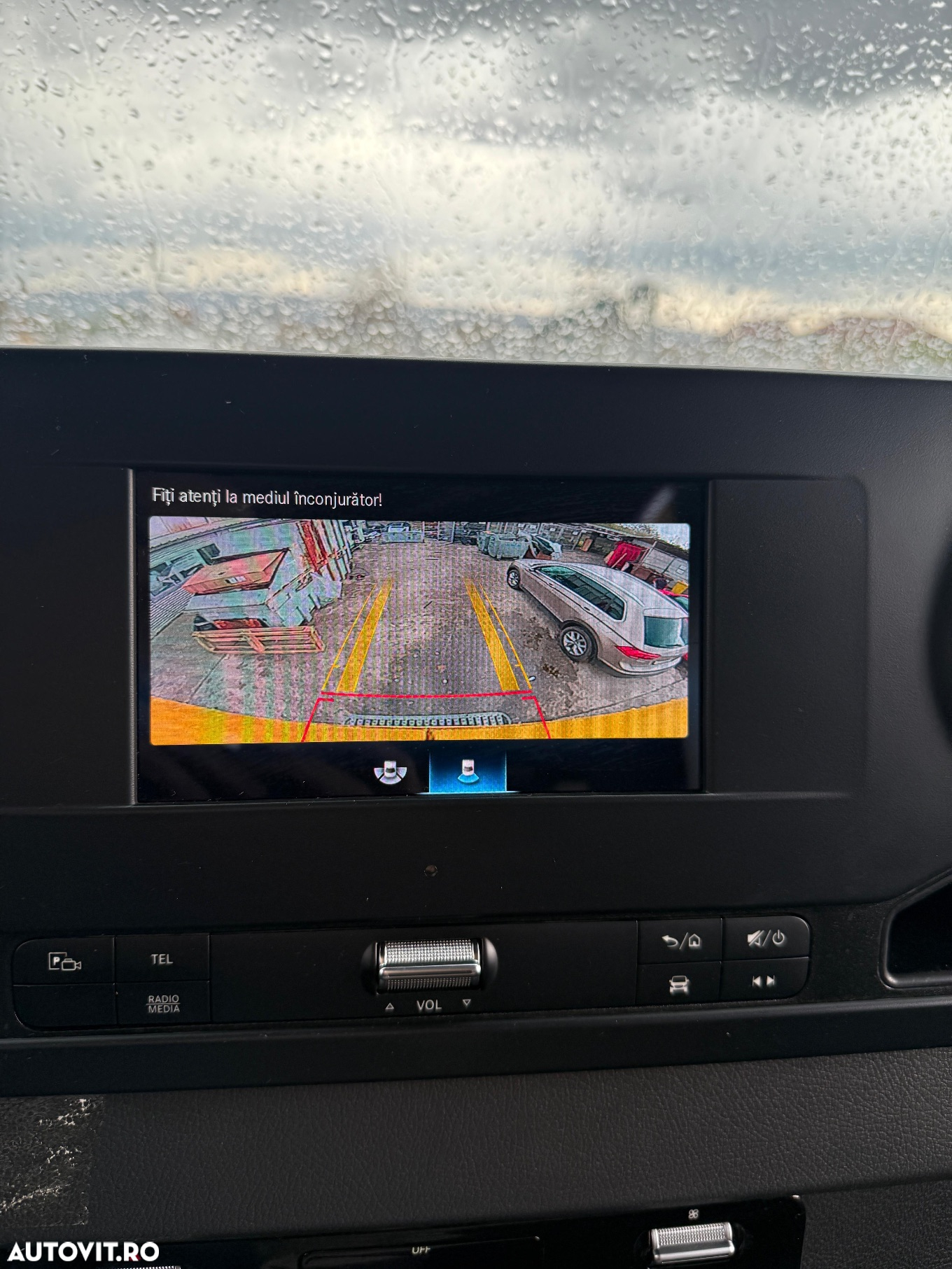 Mercedes-Benz Sprinter - 4