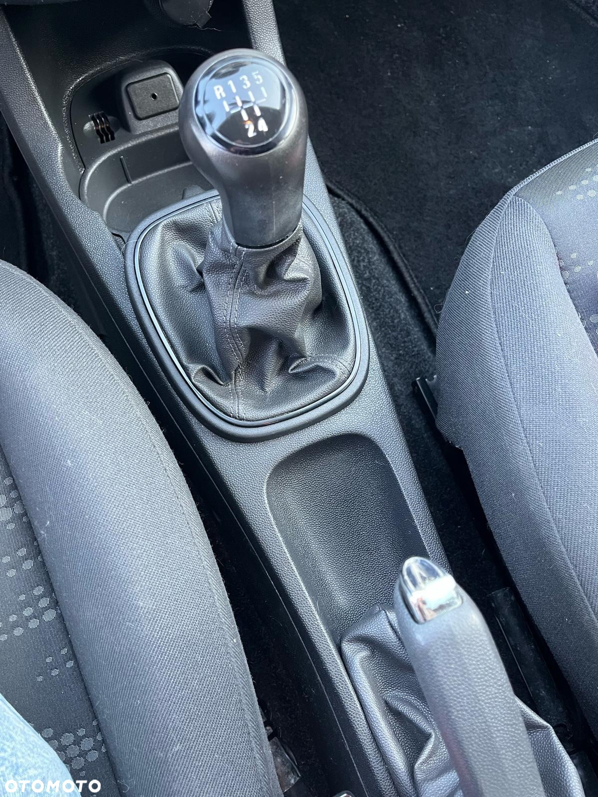 Opel Corsa - 12