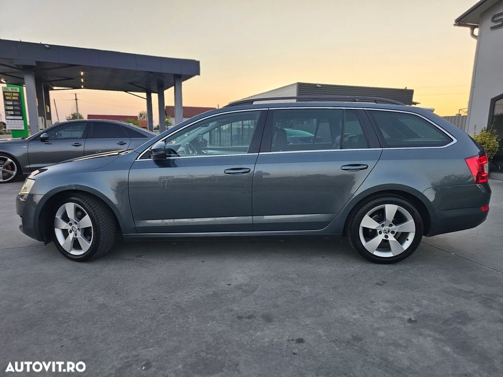 Skoda Octavia 2.0 TDI Style - 10