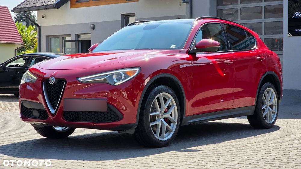 Alfa Romeo Stelvio 2.0 Turbo 16V AT8-Q4 Veloce Ti - 1