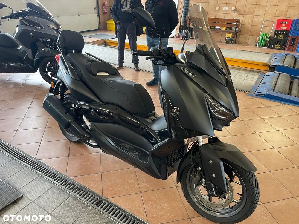 Yamaha X-max - 3