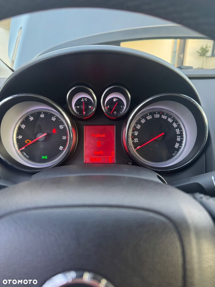 Opel Astra IV 1.4 T Cosmo - 19