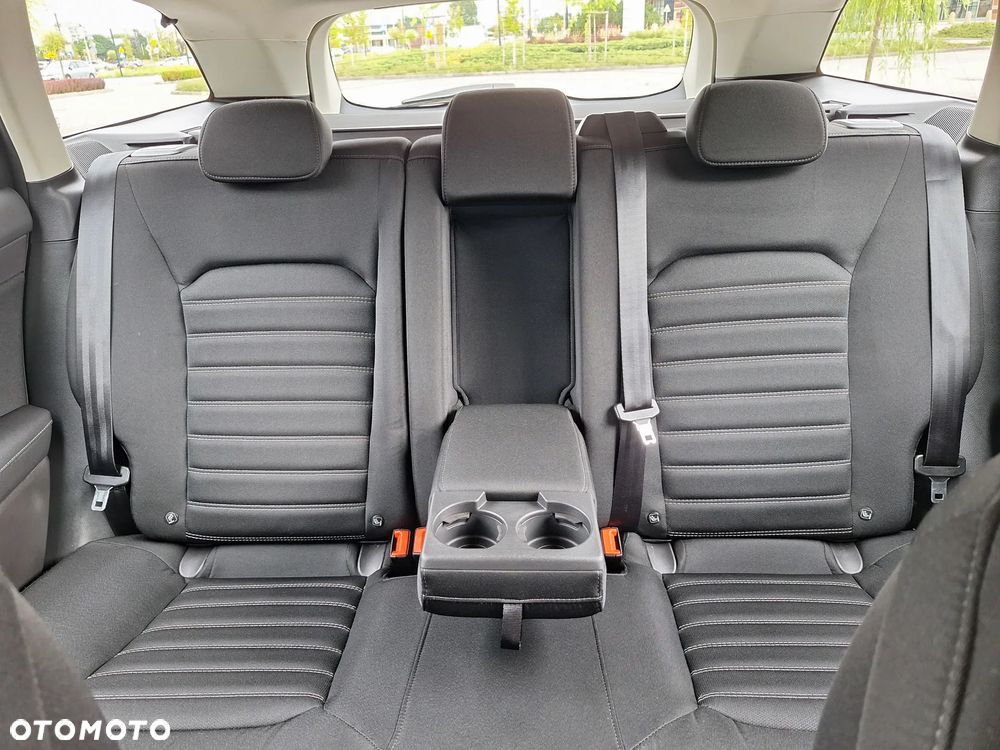 Ford Mondeo 2.0 EcoBlue Titanium - 27
