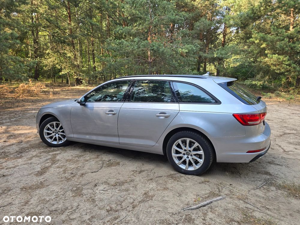 Audi A4 Avant 40 TFSI - 19