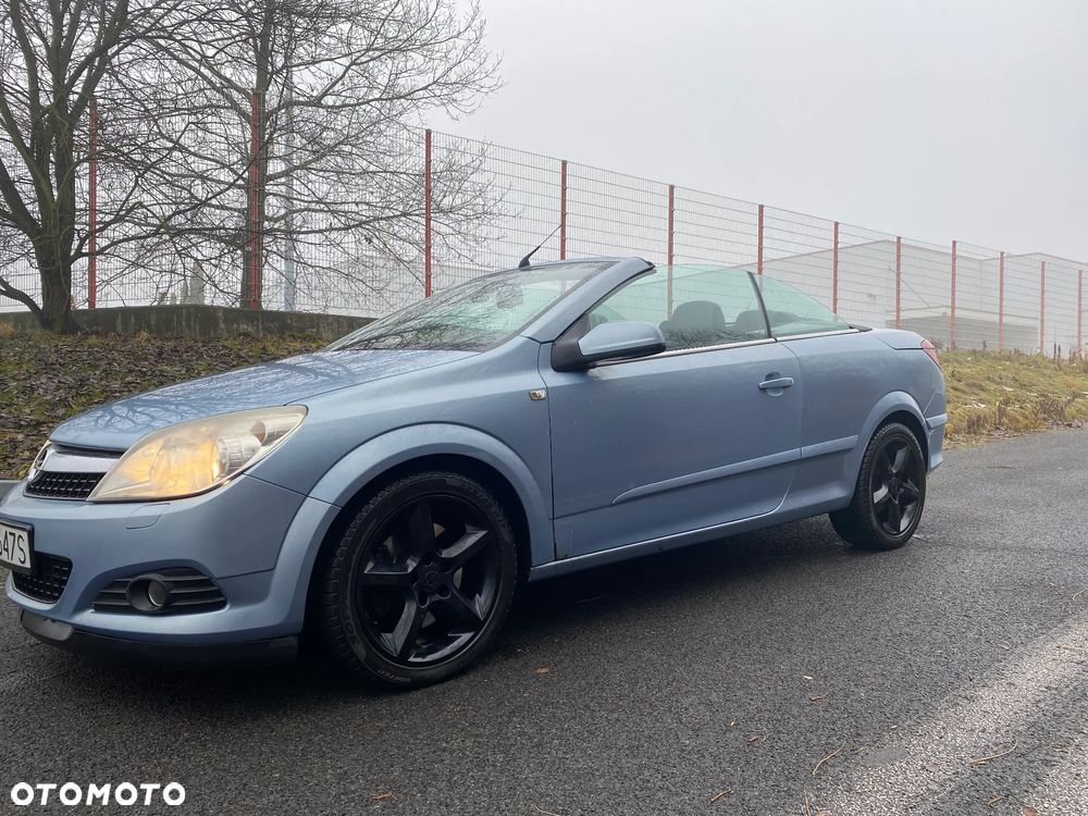 Opel Astra 1.9 CDTI Cosmo - 1