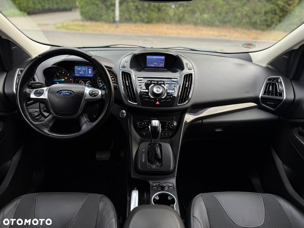 Ford Kuga 2.0 TDCi 4x4 Titanium - 32