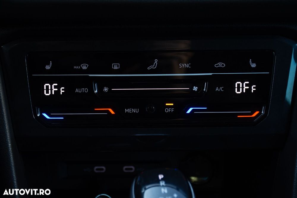 Volkswagen Tiguan 2.0 TDI 4Motion DSG BMT Sport & Style - 11