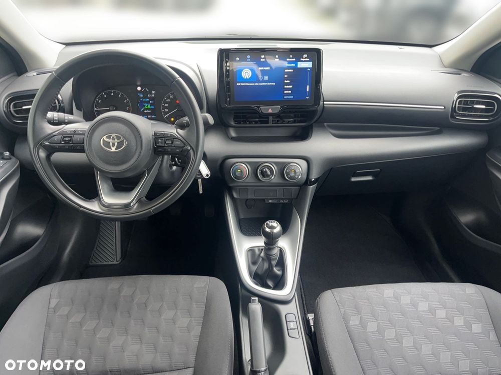 Toyota Yaris 1.5 Comfort - 10
