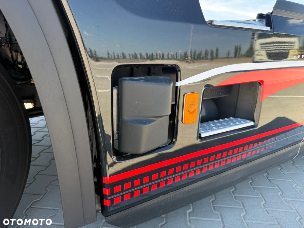 Renault T520 HighCab Limited Black Edition / 2 lata gwarancji + Darmowy kontrakt serwisowy 2 letni - 18
