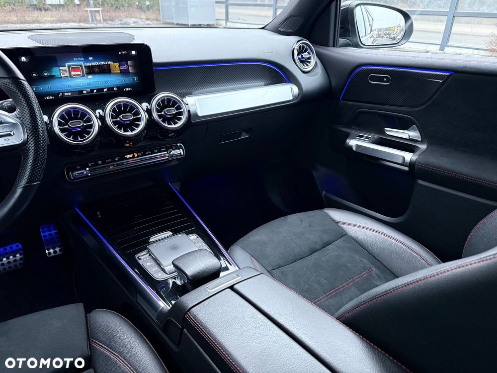 Mercedes-Benz GLB 200 d 4-Matic AMG Line 8G-DCT - 11