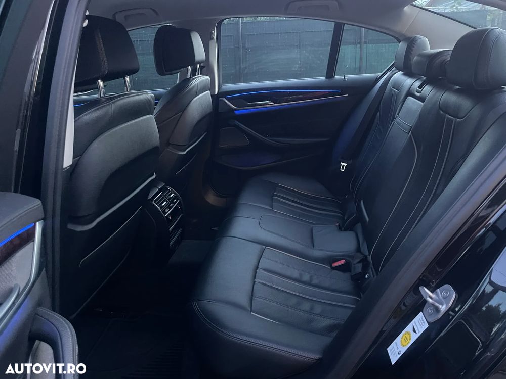 BMW Seria 5 540i xDrive Aut. Luxury Line - 7