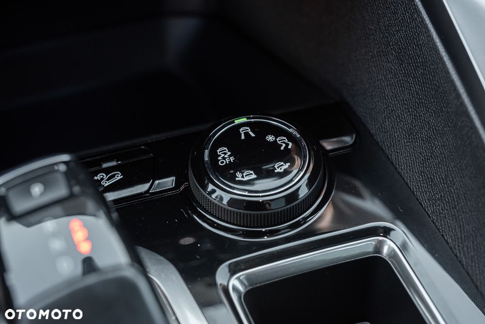 Peugeot 3008 PureTech 130 Stop & Start GPF EAT8 Allure - 34