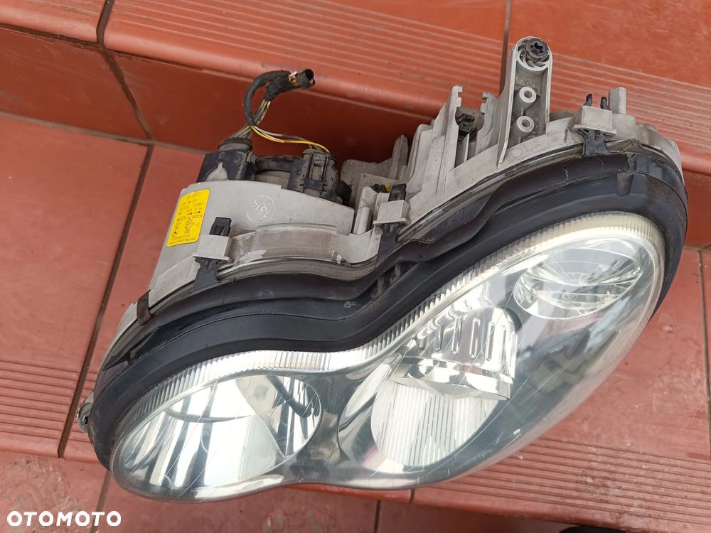MERCEDES W203 C-KLASA LAMPA PRZÓD PRZEDNIA BI XENON NIE SKRĘTNY LEWA PRAWA EUROPA - 20