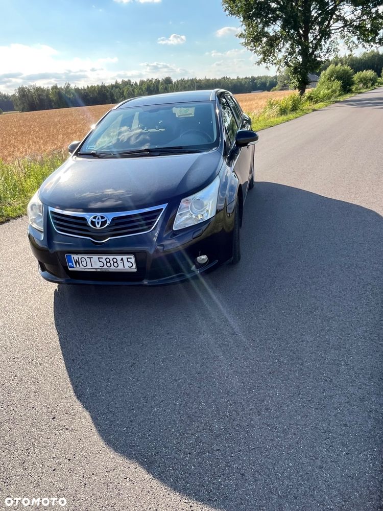 Toyota Avensis 2.0 D-4D Sol - 1