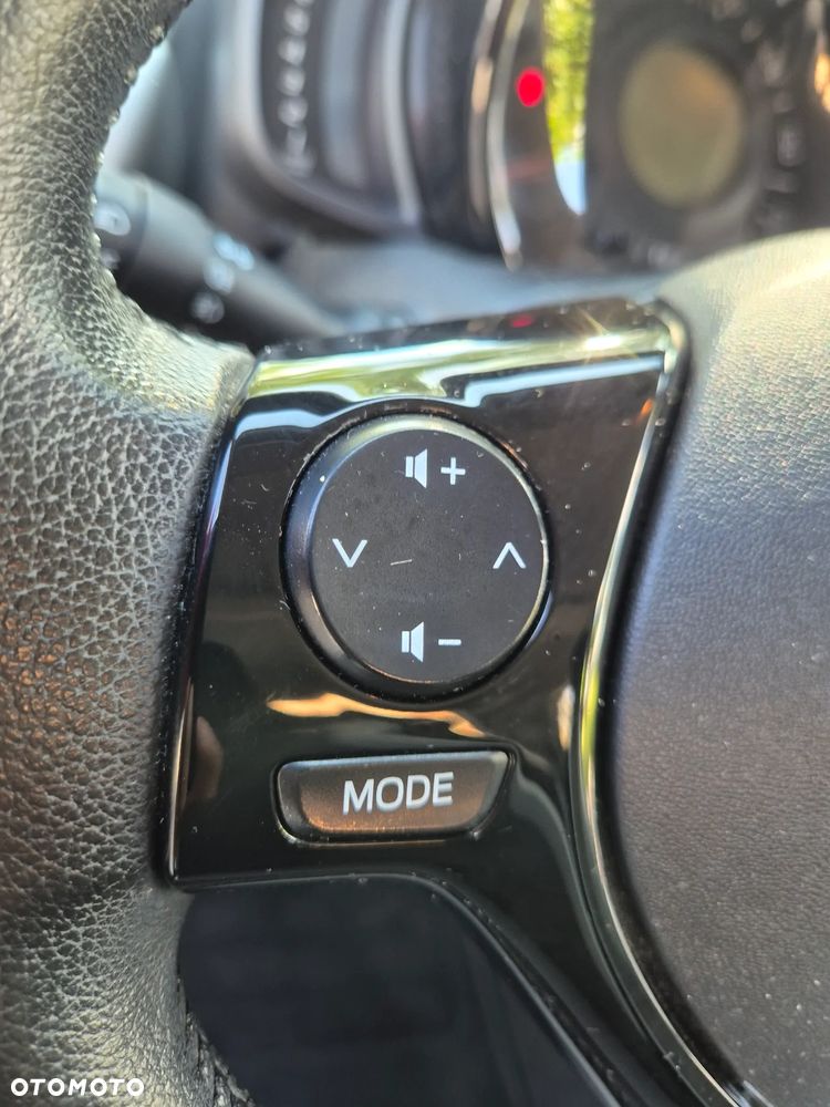 Toyota Aygo x-play Edition-S - 28