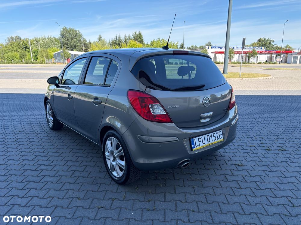 Opel Corsa 1.4 T Cosmo S&S - 7