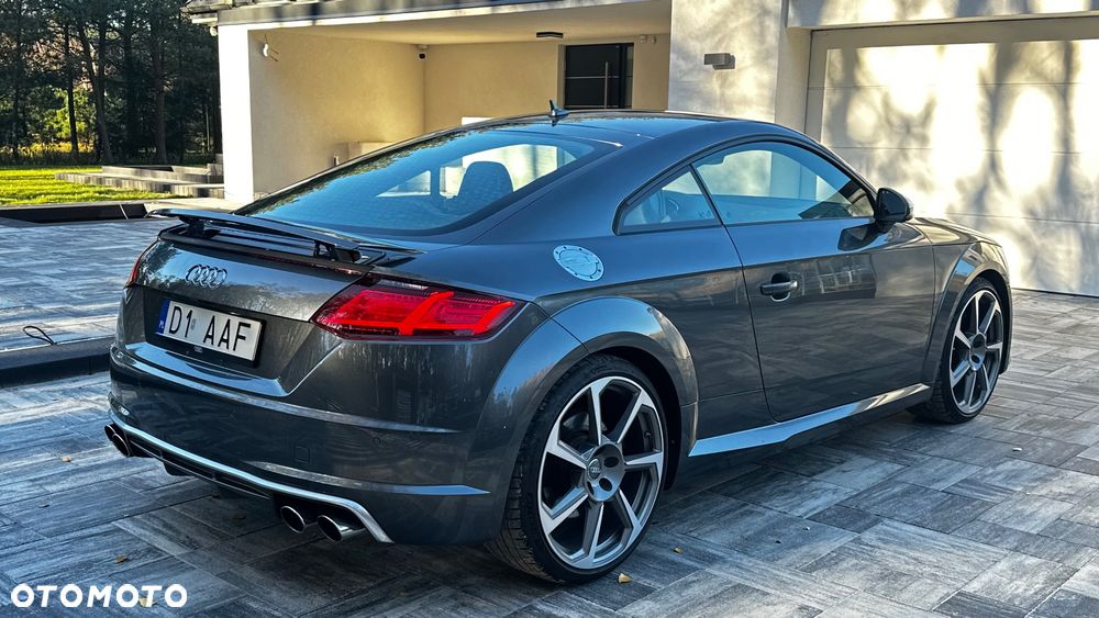 Audi TT S Coupé - 3