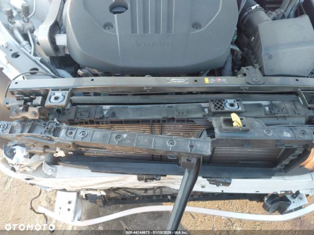 Volvo V60 Cross Country B5 B AWD Ultimate - 17