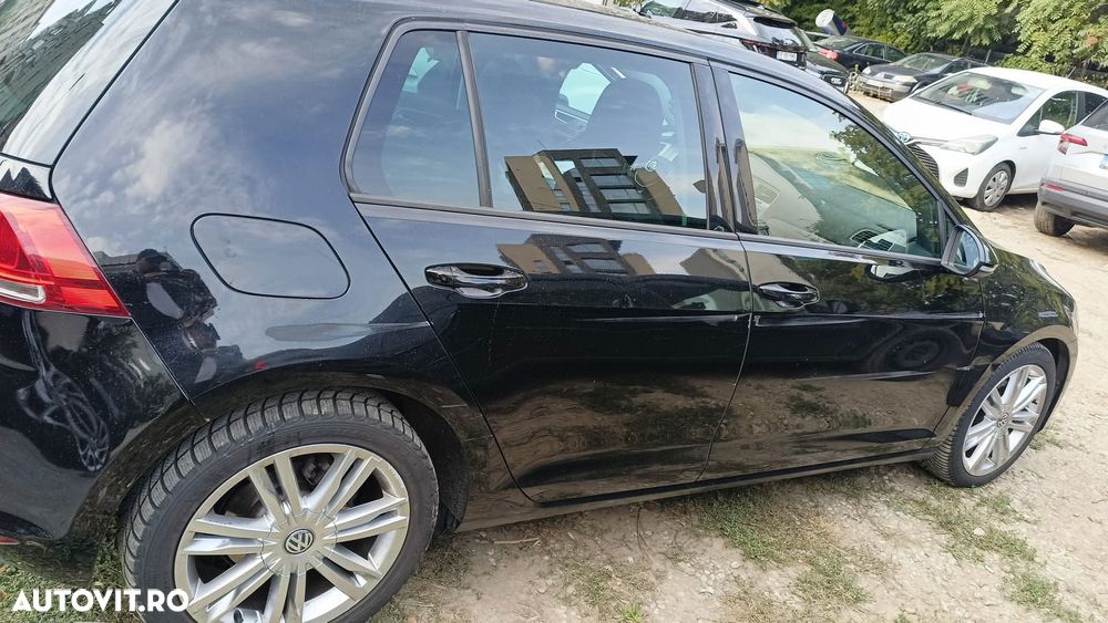 Volkswagen Golf 1.6 TDI DSG BMT Comfortline - 4