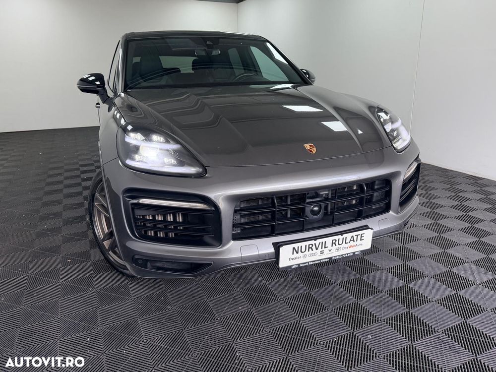 Porsche Cayenne S - 6