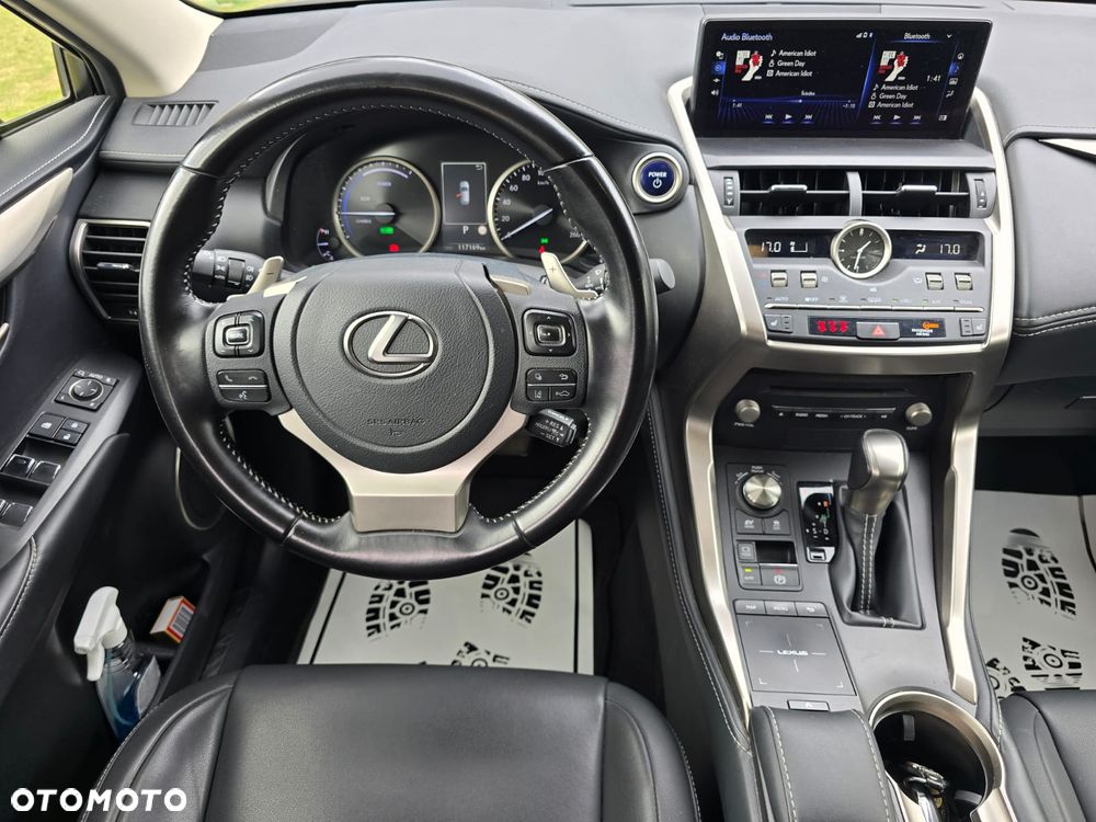 Lexus NX 300h Prestige AWD - 13