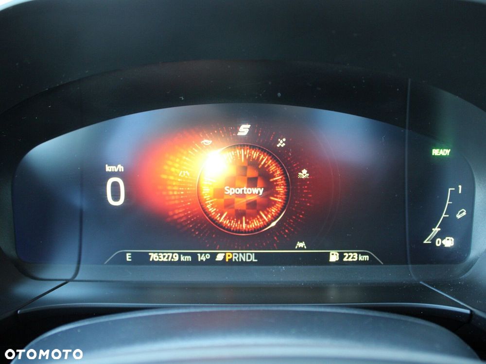 Ford Kuga 2.5 FHEV FWD Titanium - 30