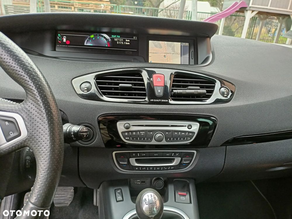 Renault Scenic Energy dCi 130 S&S Bose Edition - 11