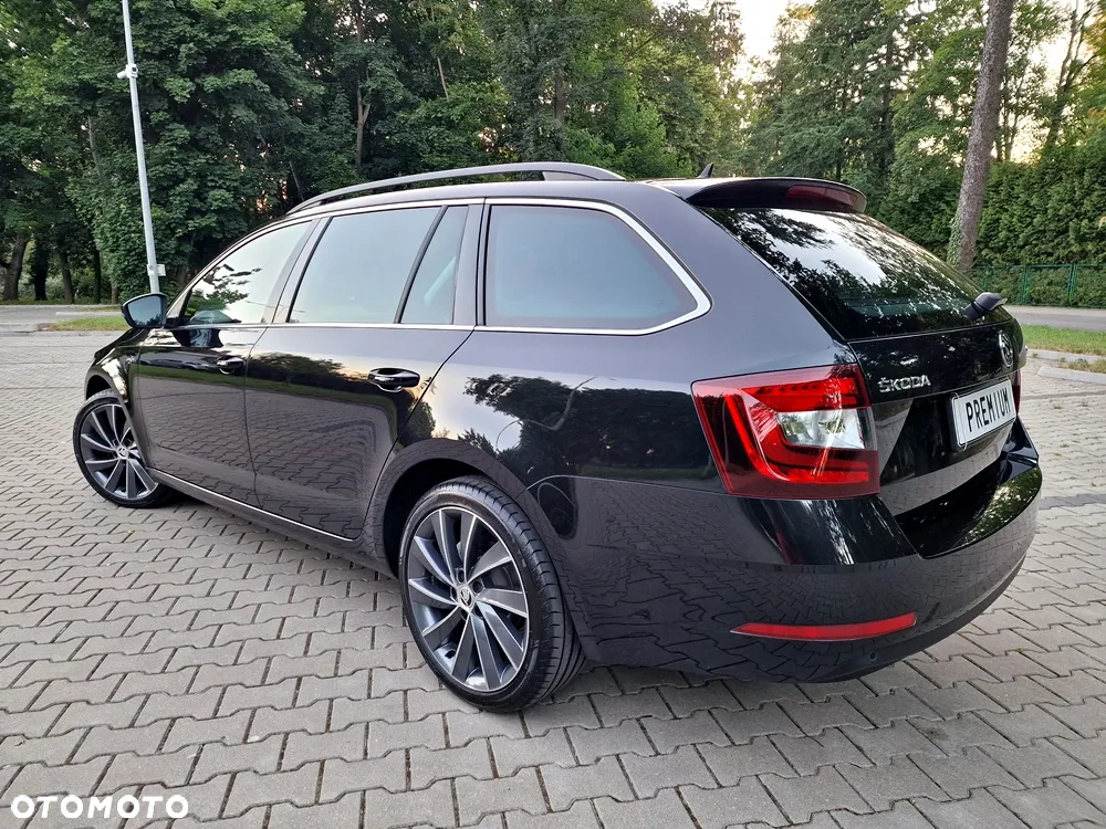 Skoda Octavia Combi 2.0 TDI DSG L&K - 11