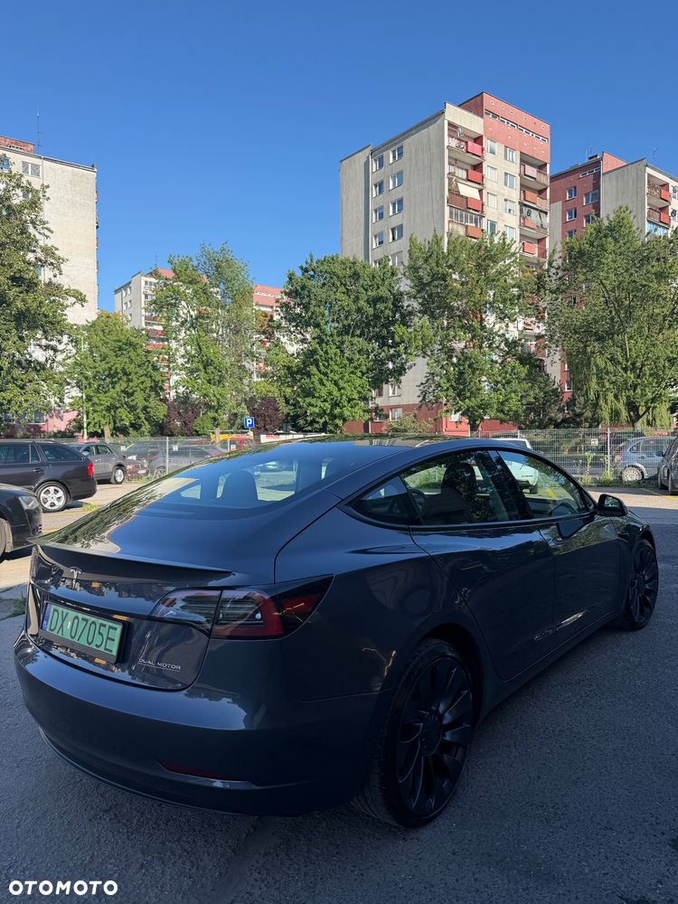Tesla Model 3 Langstreckenbatterie Allradantrieb Dual Motor Performance - 13