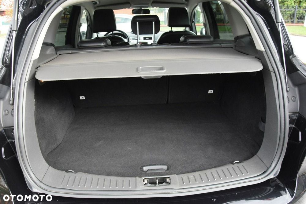 Ford Kuga - 28