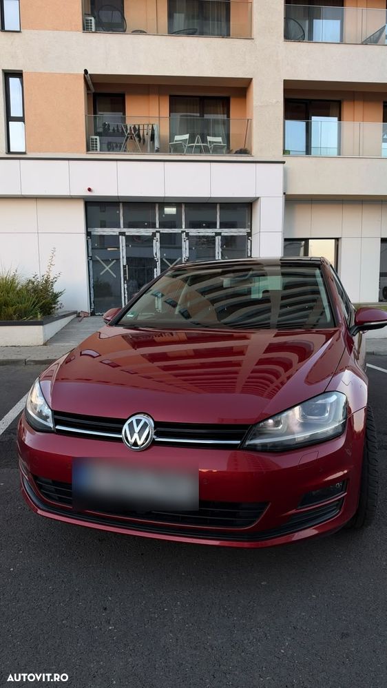Volkswagen Golf - 2