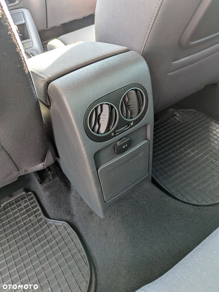 Volkswagen Golf Plus - 21
