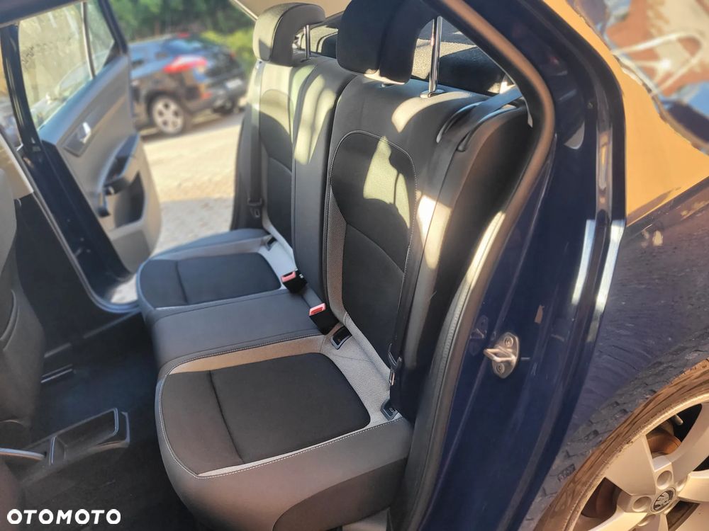 Skoda Fabia 1.0 Ambition - 28