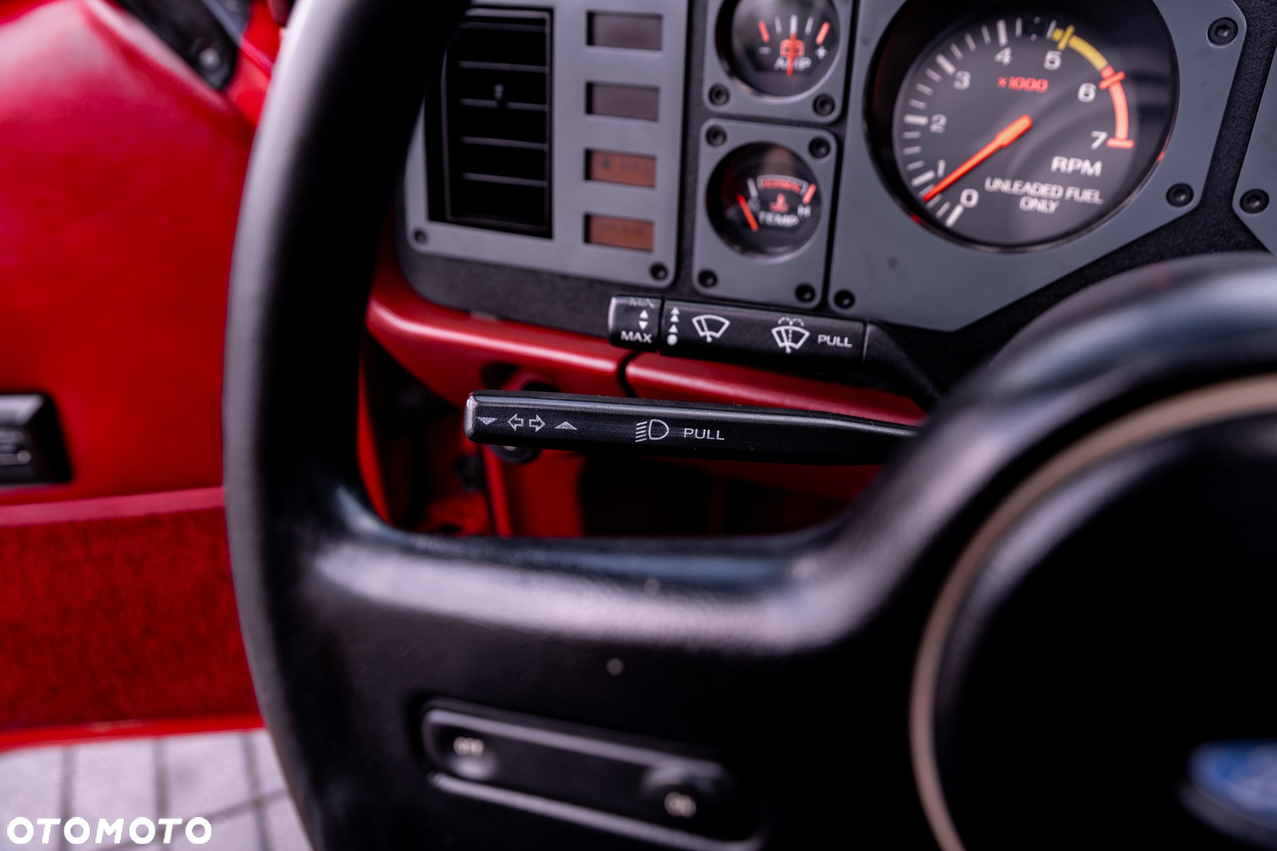 Ford Mustang 5.0 GT Convertible - 29