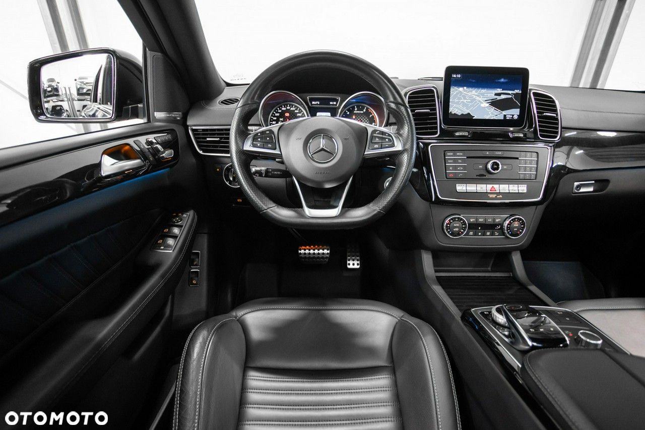 Mercedes-Benz GLE - 31