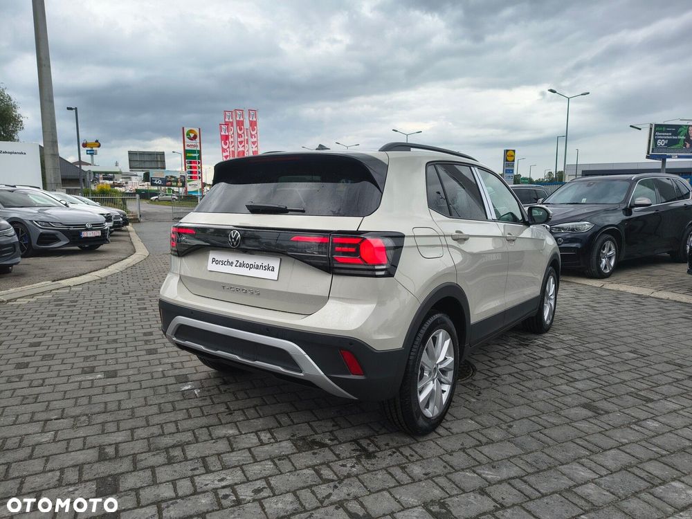 Volkswagen T-Cross - 5