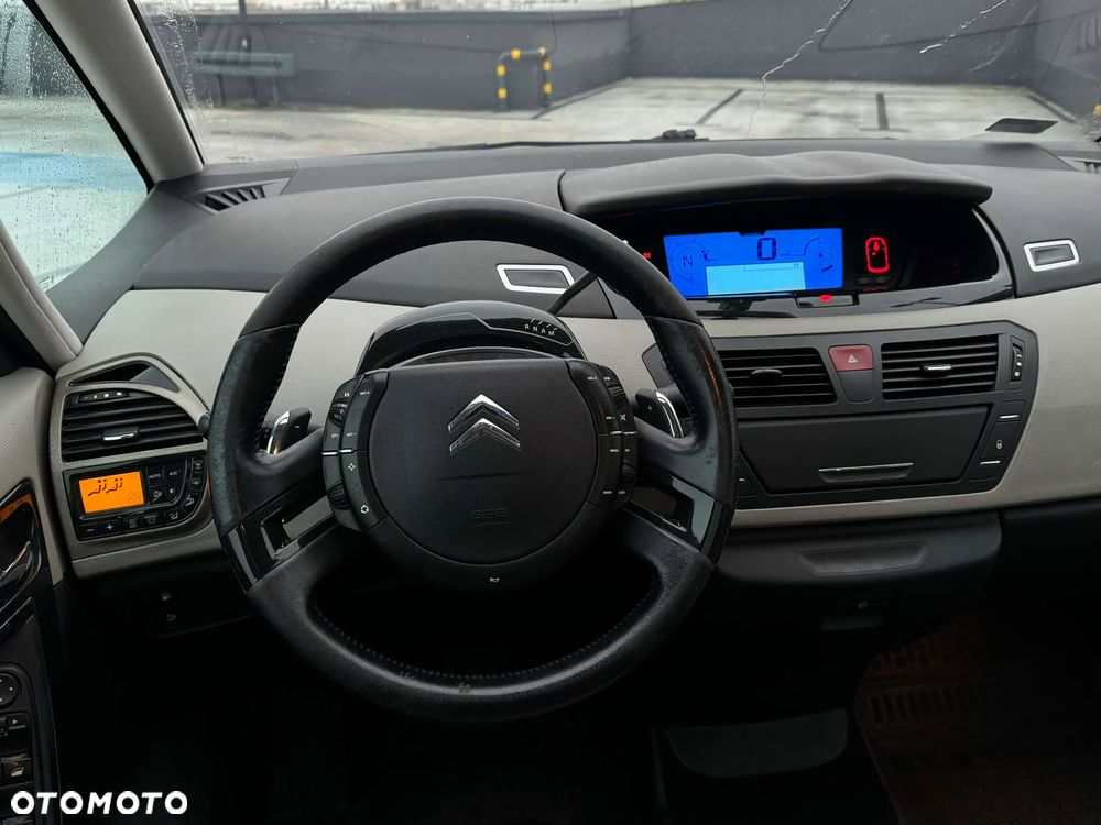 Citroën C4 Grand Picasso 2.0 HDi Impress Exclusive - 16