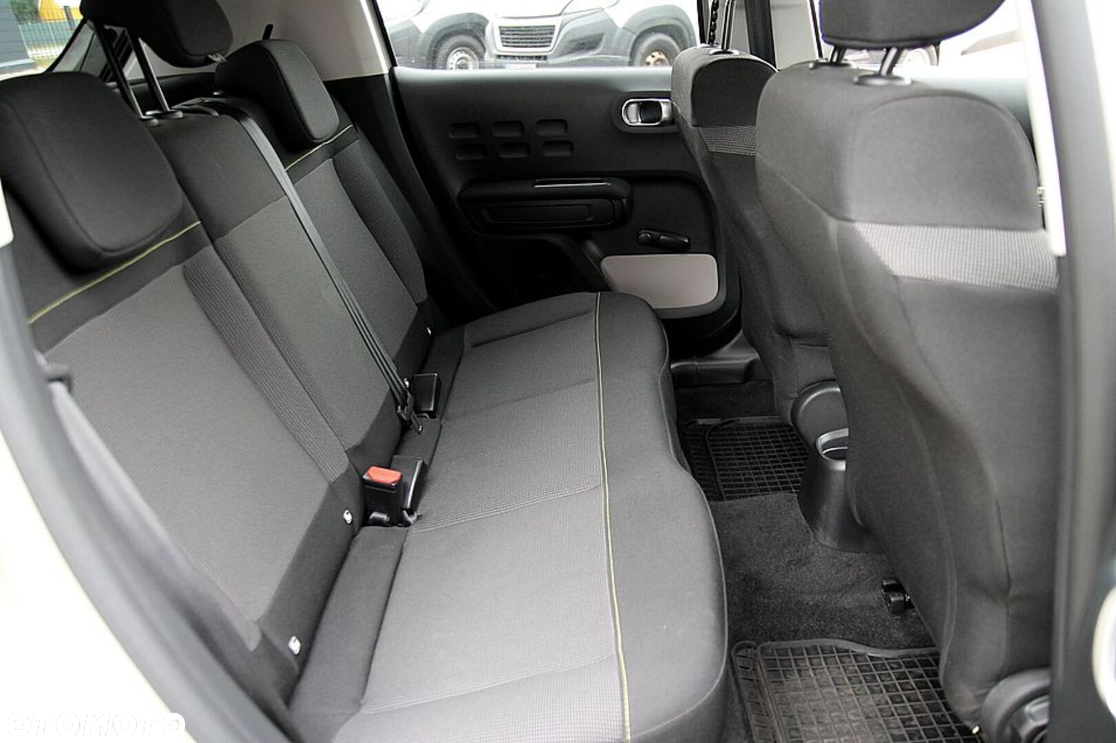 Citroën C3 1.2 PureTech Plus - 23